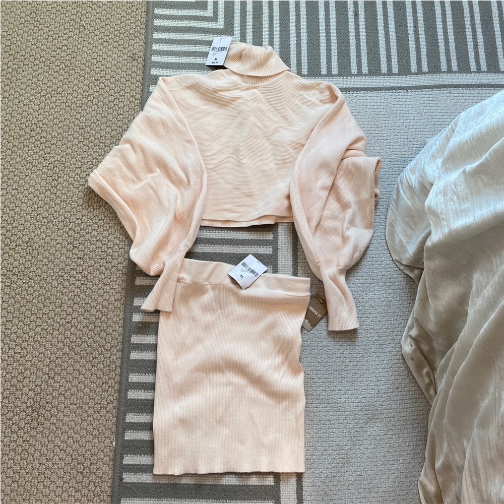 2 piece skirt sweater set NWT
